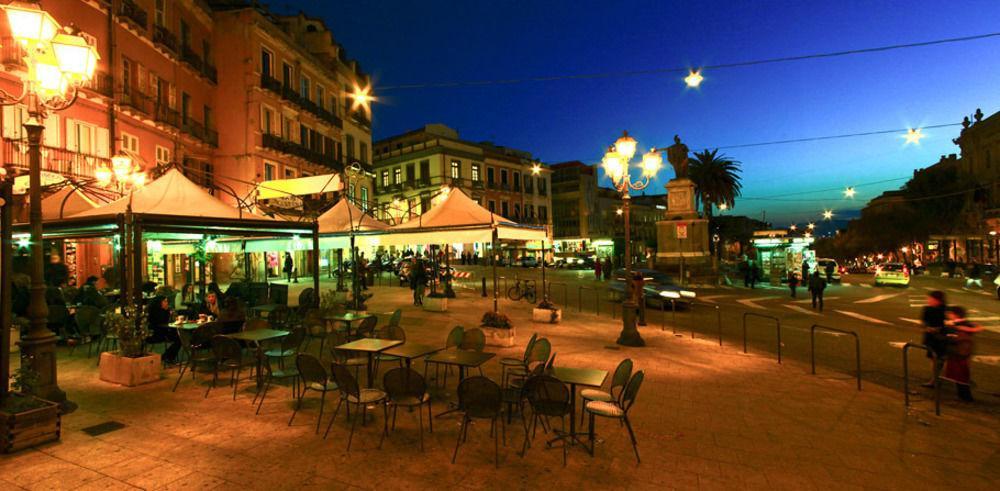 Domus Yenne Suites Cagliari Eksteriør billede