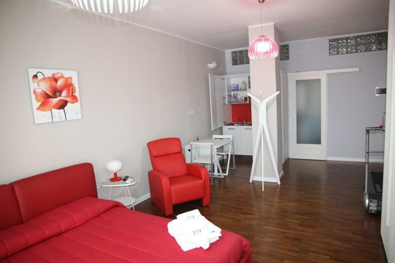 Domus Yenne Suites Cagliari Eksteriør billede
